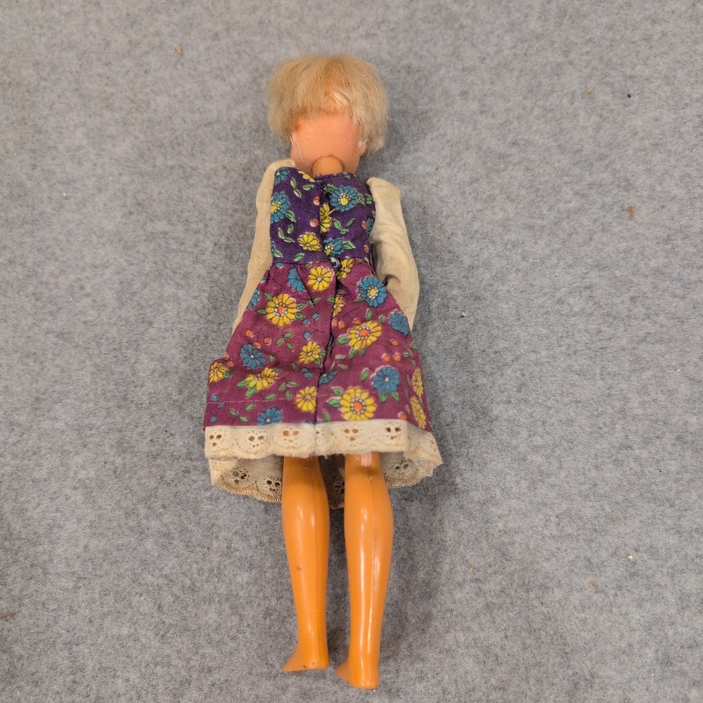 Vintage Miniature Blonde Doll Blue Eyes Floral Lace Dress Dollhouse Figure - Picture 2 of 3